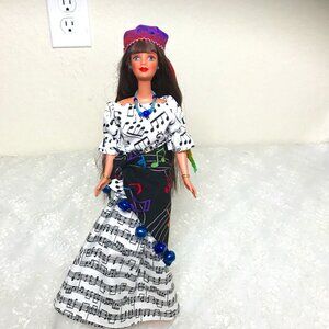Mattel 1991 Barbie as Gypsy Jane Brown Hair Blue Eyes 1966 Twist N Turn Body